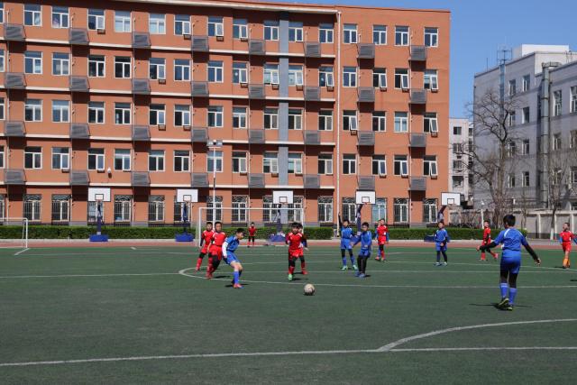 雷蒙:本想模仿詹姆斯霸王步 结果被晓川扑倒了